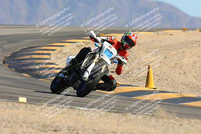 media/Oct-21-2024-Moto Forza (Mon) [[0d67646773]]/B Group/Session 4 (Turn 12)/